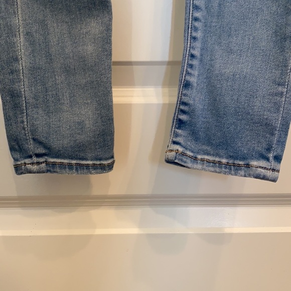 AMERICAN Eagle Sz 6 X-Long Light Denim Blue Jean Distressed Next Level Stretch - Picture 4 of 14